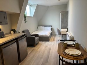 Photo 10- click for photo gallery